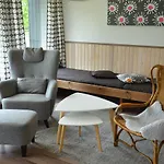 Kaeringsund אתר נופש 4*