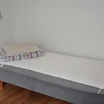 Kaeringsund אתר נופש 4*