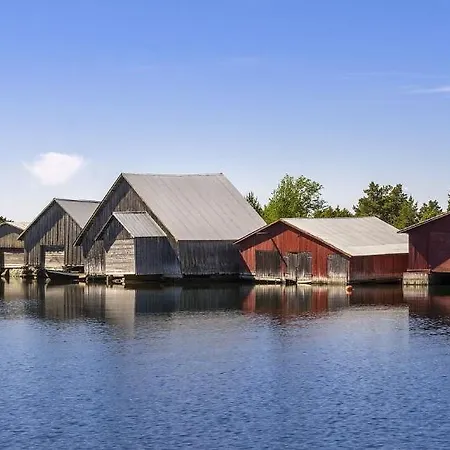 カリンスンド 4*